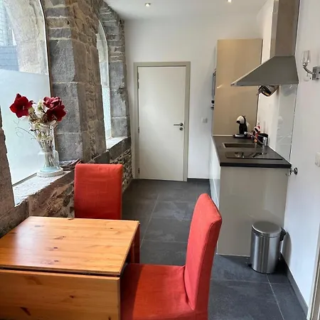 Apartment Les Roques In Historical Monastery