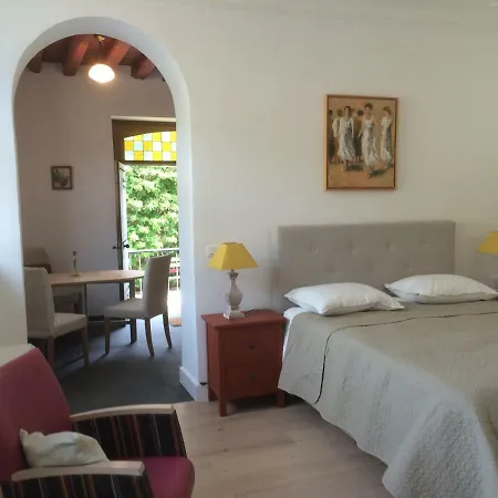 Lejlighed Les Roques In Historical Monastery *